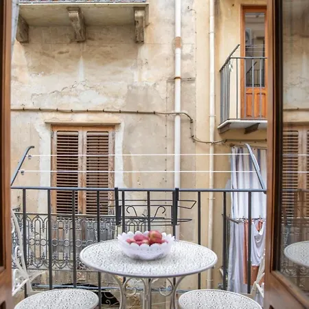 La Maison De La * Cefalu