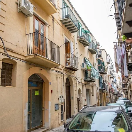 La Maison De La * Cefalu