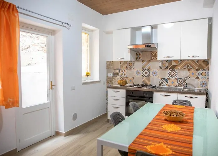 La Maison De La * Cefalù