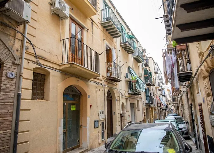 La Maison De La * Cefalù